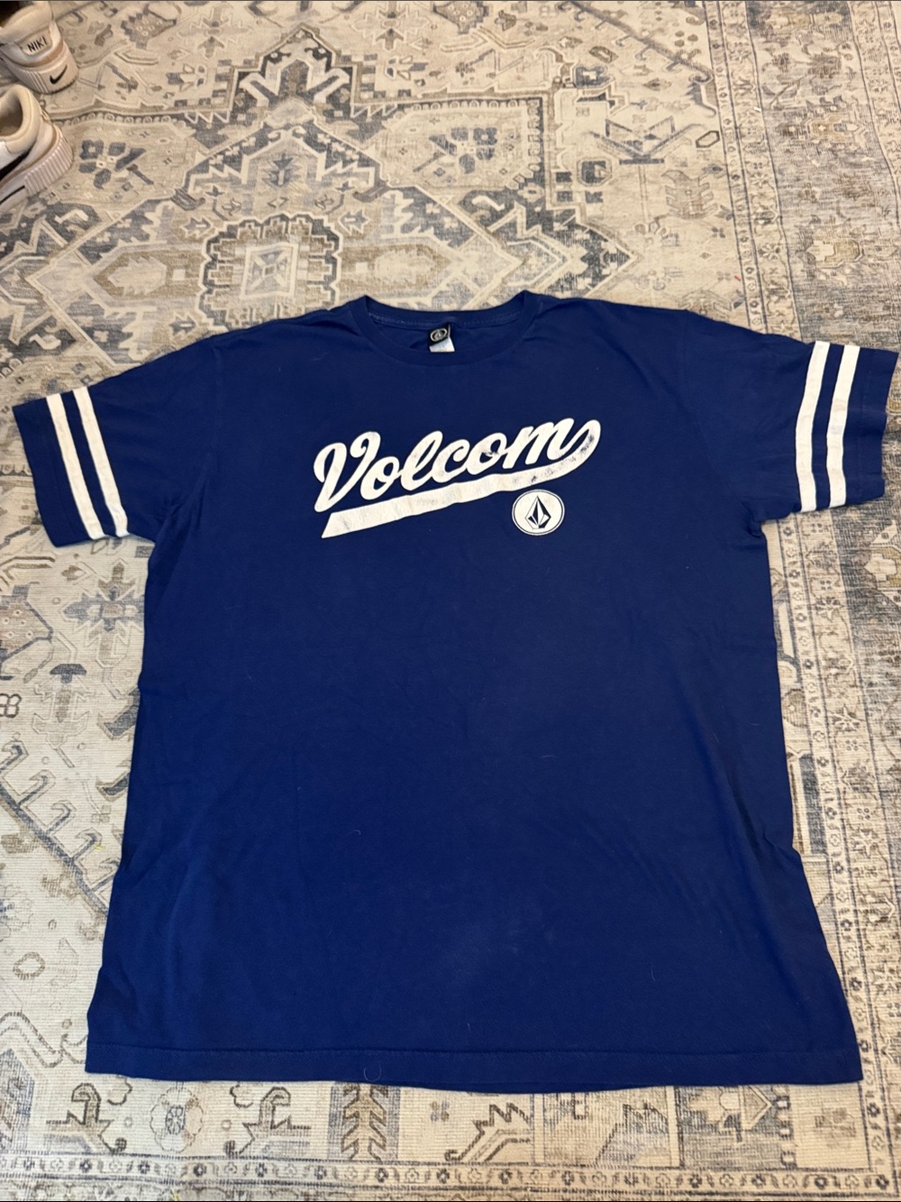 Volcom Men’s XL Blue Varsity Logo Graphic T-Shirt Short Sleeve